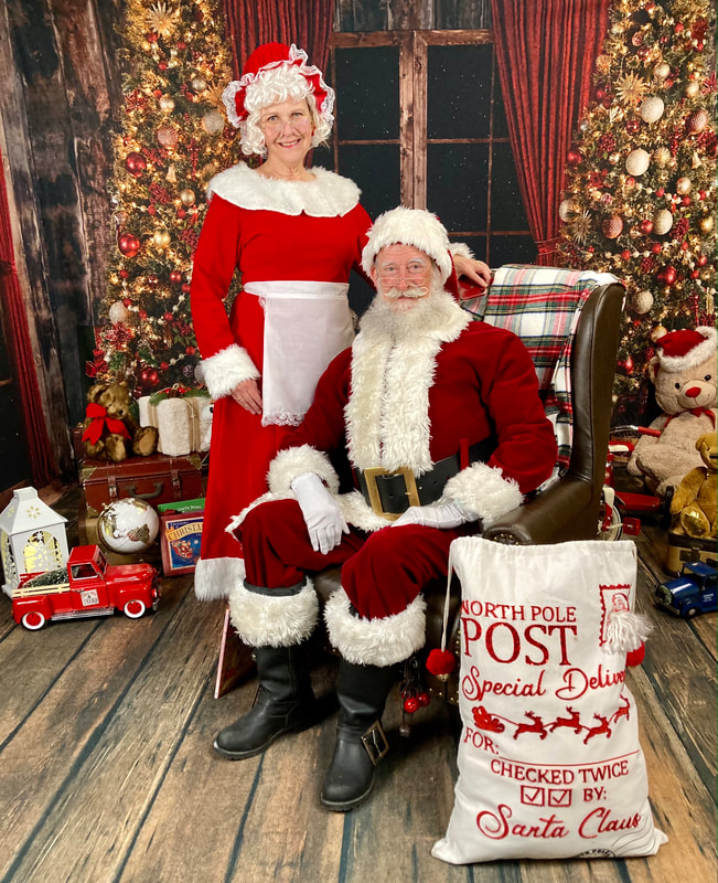 Santa & Mrs. Claus, mail